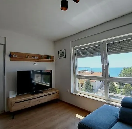 Horizon Of Happiness Pula